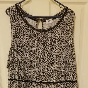 Old Navy 4x Floral Print tank top